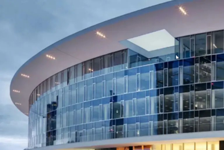 Tutte le nostre soluzioni di facciate ventilate per edifici esistenti