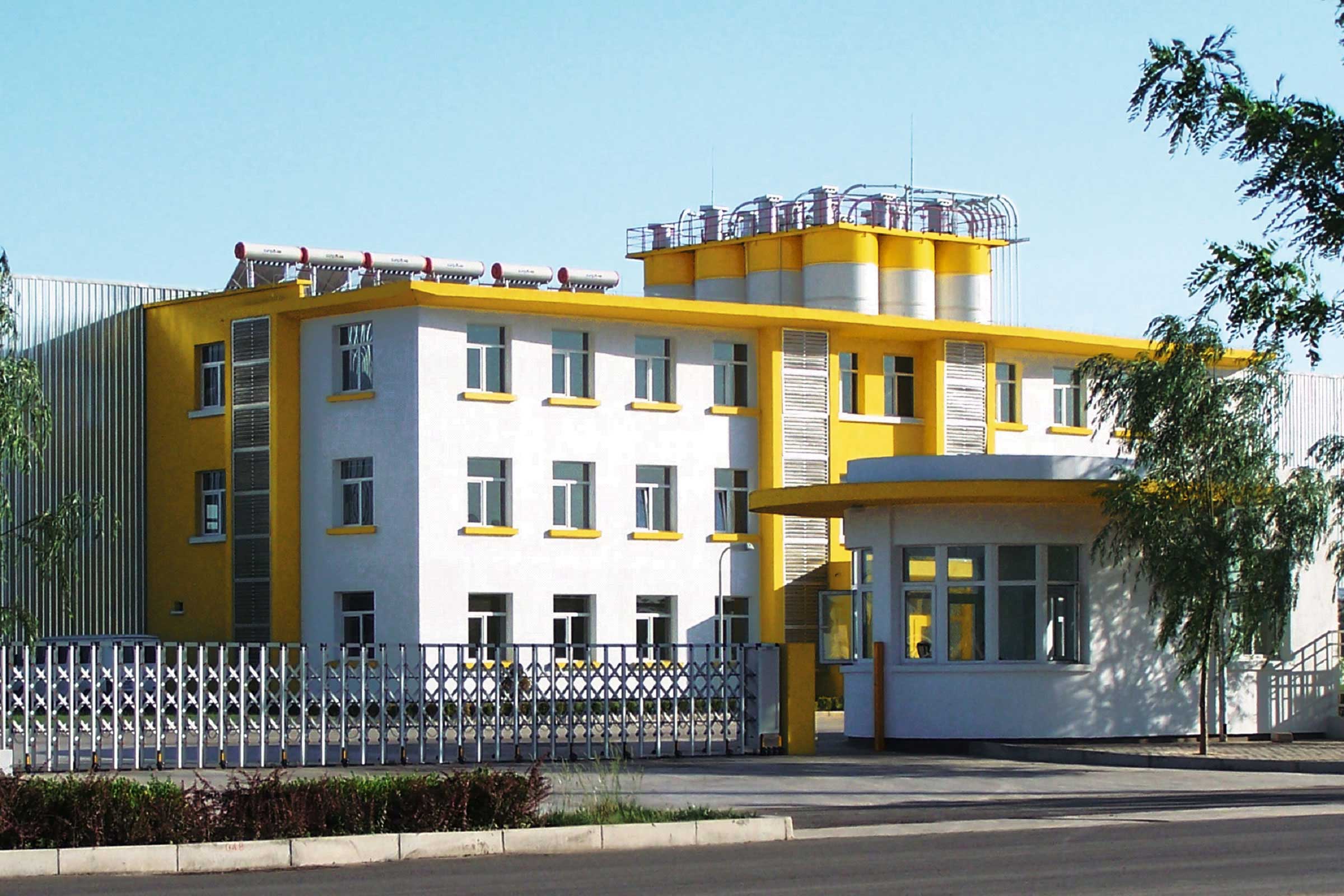 Stabilimento produttivo e uffici amministrativi a Lagnfang vicino a Pechino, Cina