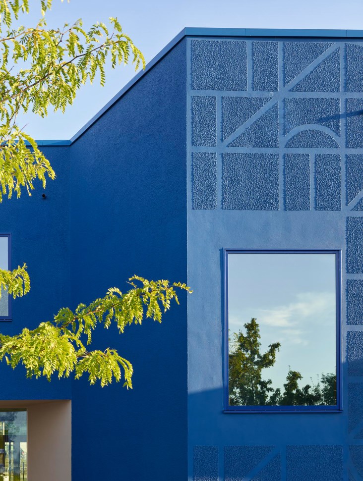 Intonaco di finitura per esterni StoColor Dryonic Blu facciate subito asciutto e pulite